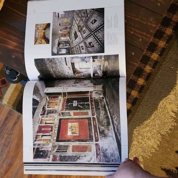 Rome coffee table book - Picture 3 of 5